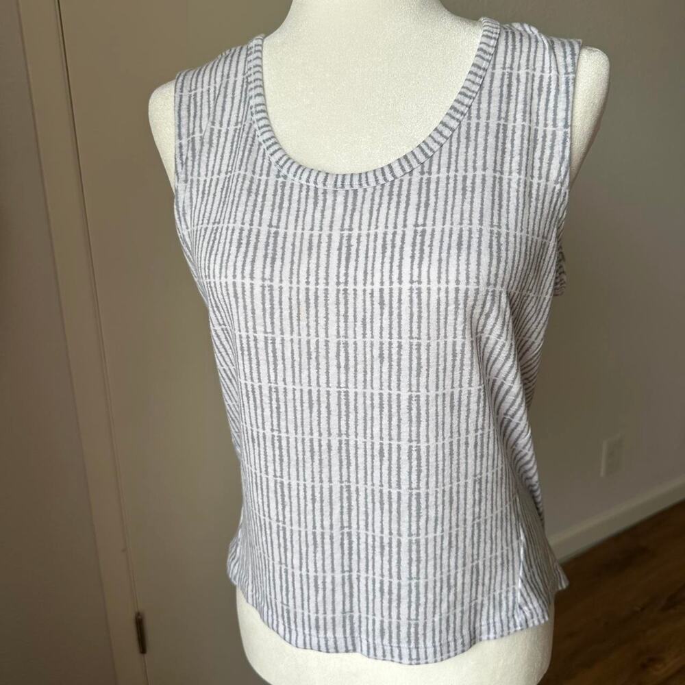 Athleta Breezy Striped Grey and White Muscle Tank Top Size Small